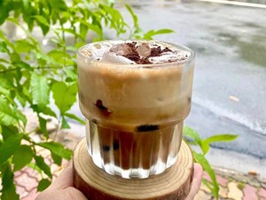 Cà phê muối: Hương vị từ cố đô đến mọi miền 