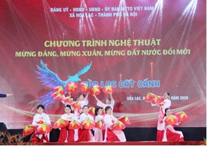 Hòa Lạc cất cánh cùng đất nước