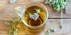 10 lợi ích sức khỏe của trà cỏ xạ hương