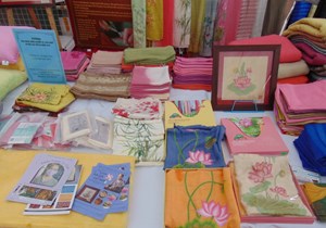 Lụa tơ sen Việt Nam: Khát vọng vươn ra thế giới