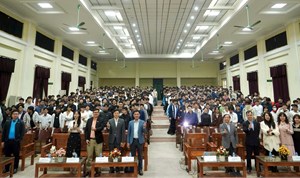 ABAII School Tour 3 “bùng nổ” tại THPT Chuyên KHTN: Chắp cánh cho thế hệ công dân số