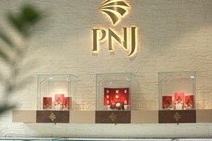 PNJ làm mới danh mục sản phẩm và trải nghiệm mua sắm Tết Bính Ngọ 