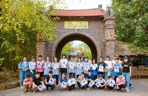 Tham quan, trải nghiệm lịch sử tại Đền An Sinh của học sinh Trường THCS Hồng Phong