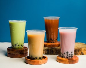 Bên trong ly trà sữa giá rẻ: Trà nguyên chất hay công thức pha chế