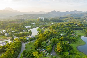 Flamingo ghi dấu ấn tại VITM 2026: Hai khu nghỉ dưỡng được vinh danh danh giá