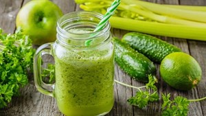 Nước ép cần tây: Thần dược detox hay chiêu trò FOMO