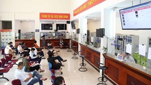 Hà Nội: Tất cả bộ phận một cửa thu phí không dùng tiền mặt 