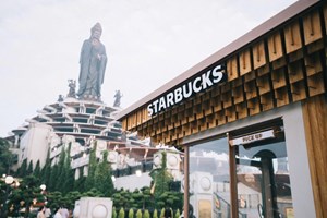 Đa dạng hóa thực đơn: Nước cờ giữ chân khách của các thương hiệu F&B lớn