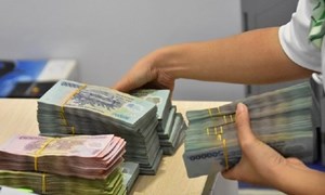 Thủ tướng yêu cầu NHNN tiếp tục giảm lãi suất cho vay, cấp đủ vốn cho nền kinh tế