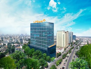 Lợi nhuận trước thuế của LPBank đạt 880 tỷ đồng trong quý II/2023