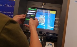 Chính thức được rút tiền liên ngân hàng tại ATM bằng mã QR