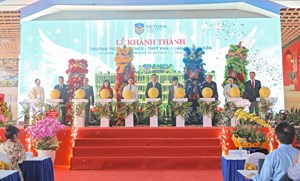 Trường Tiểu học – THCS - THPT Khải Hoàn - Nam Sài Gòn (Victoria School) khánh thành, mở ra năm học đầu tiên với mô hình Happy School 