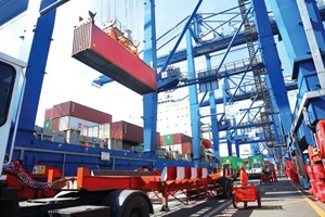 Ảnh hưởng của nhập khẩu hàng hóa tới tăng trưởng kinh tế