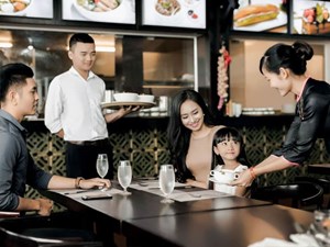 Thách thức nhân sự ngành F&B Việt: Vừa thừa vừa thiếu, đi tìm sự ổn định