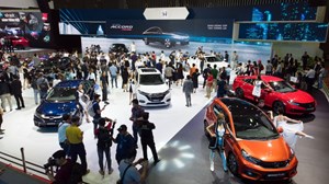 Tháng 8/2023 kim ngạch nhập khẩu ô tô của Việt Nam đạt khoảng 8.500 chiếc