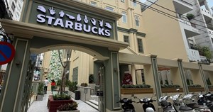 Nghịch lý mặt bằng F&B: Thêm 30.000 điểm bán, chuỗi lớn dạt vào hẻm