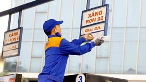 Giá xăng dầu chính thức giảm hơn 1000 đồng/lít