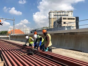 QUATEST 3 nâng cao năng lực thử nghiệm quy trình hàn ray phục vụ metro và đường sắt tốc độ cao