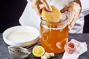 Kombucha: Giải mã sự thật đằng sau thức uống "thời thượng" và cuộc cách mạng thực phẩm lên men
