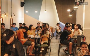 Ngành F&B Việt Nam: Cơ hội "lội ngược dòng" trong mùa lễ hội cuối năm