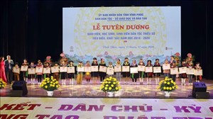 Tuyên dương giáo viên, học sinh dân tộc thiểu số tiêu biểu, xuất sắc