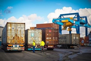 Hạ tầng logistics Việt Nam ngày càng được cải thiện