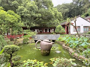 Đi vào một miền ký ức của " Tây Hồ Long Tỉnh "