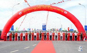 Thủ tướng Phạm Minh Chính dự lễ khánh thành cầu Phong Châu mới