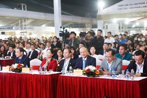 Hà Nội: Xã Phượng Dực khai mạc Triển lãm sản phẩm làng nghề năm 2025