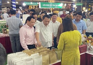 Thái Nguyên: Khai mạc Tuần lễ trưng bày, quảng bá, giới thiệu sản phẩm của các hợp tác xã