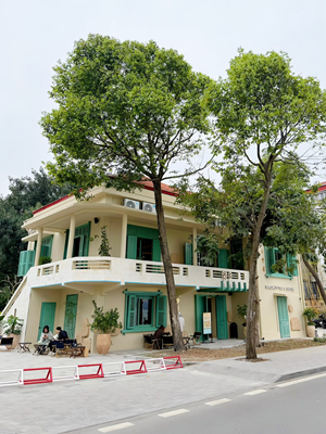 Hồ Tây có thêm điểm hẹn thư giãn cuối tuần cho giới trẻ