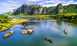 Quảng Trị: Thu ngân sách tăng mạnh, GRDP đạt 8%