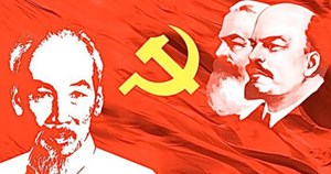 Từ cuộc thi chính luận đến bản lĩnh bảo vệ nền tảng tư tưởng của Đảng