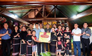 Lãnh đạo TP Hải Phòng về Đắk Lắk tưởng niệm cán bộ, chiến sĩ hy sinh vì bình yên cuộc sống
