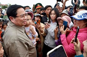 “Chiến dịch Quang Trung”: Dựng lại nhà cho dân trước Tết