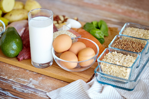 Sống khỏe mạnh sau tuổi 50: Bí quyết từ dinh dưỡng vàng