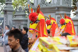 Biểu tượng ngựa giấy và chiều sâu văn hóa tâm linh trong Tết cổ truyền