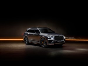 Bentley Bentayga S phiên bản Black Edition chào bán từ 16.81 tỷ đồng