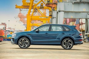 Chiêm ngưỡng Bentley Bentayga S chính hãng đầu tiên tại Việt Nam