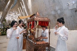 Hoa hậu Giáng My, Tiểu Vy, Đỗ Thị Hà trải nghiệm cà phê Thiền 