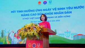 Mít tinh hưởng ứng Ngày Vệ sinh yêu nước nâng cao sức khỏe nhân dân