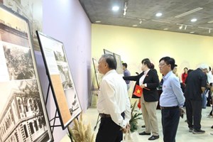 Triển lãm đặc biệt từ tài liệu lưu trữ quốc gia 'Không có gì quý hơn độc lập, tự do'
