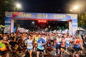 8.000 vận động viên tham gia VnExpress Vung Tau International Half Marathon 2026