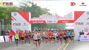 Khai mạc Giải Marathon Quốc tế Hà Nội Techcombank mùa thứ 4