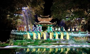 Quảng bá và lan tỏa vẻ đẹp của tà áo dài Việt Nam