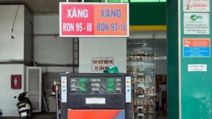 Xuất hiện loại xăng mới với giá bán đắt nhất Việt Nam