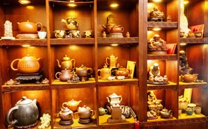 Chọn ấm để pha trà ngon: Khi hương vị bắt đầu từ chiếc ấm