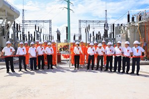 EVNNPC: Gắn biển công trình TBA 110kV Yên Lạc, Vĩnh Phúc 