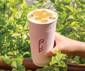 Bộ sưu tập Ô long đào hồng của Phê La: Thức quà của ký ức