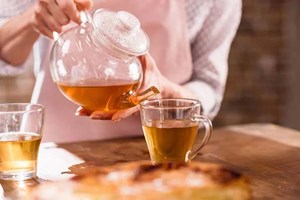 Điều xảy ra với cơ thể khi uống trà mỗi ngày